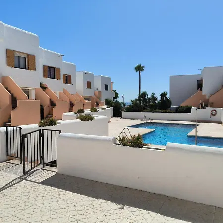 Piscina, Wifi, Patio Con Vistas *